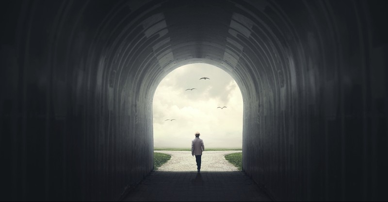 Nguyên Phong – Lá Thư Từ Bên Kia Thế Giới