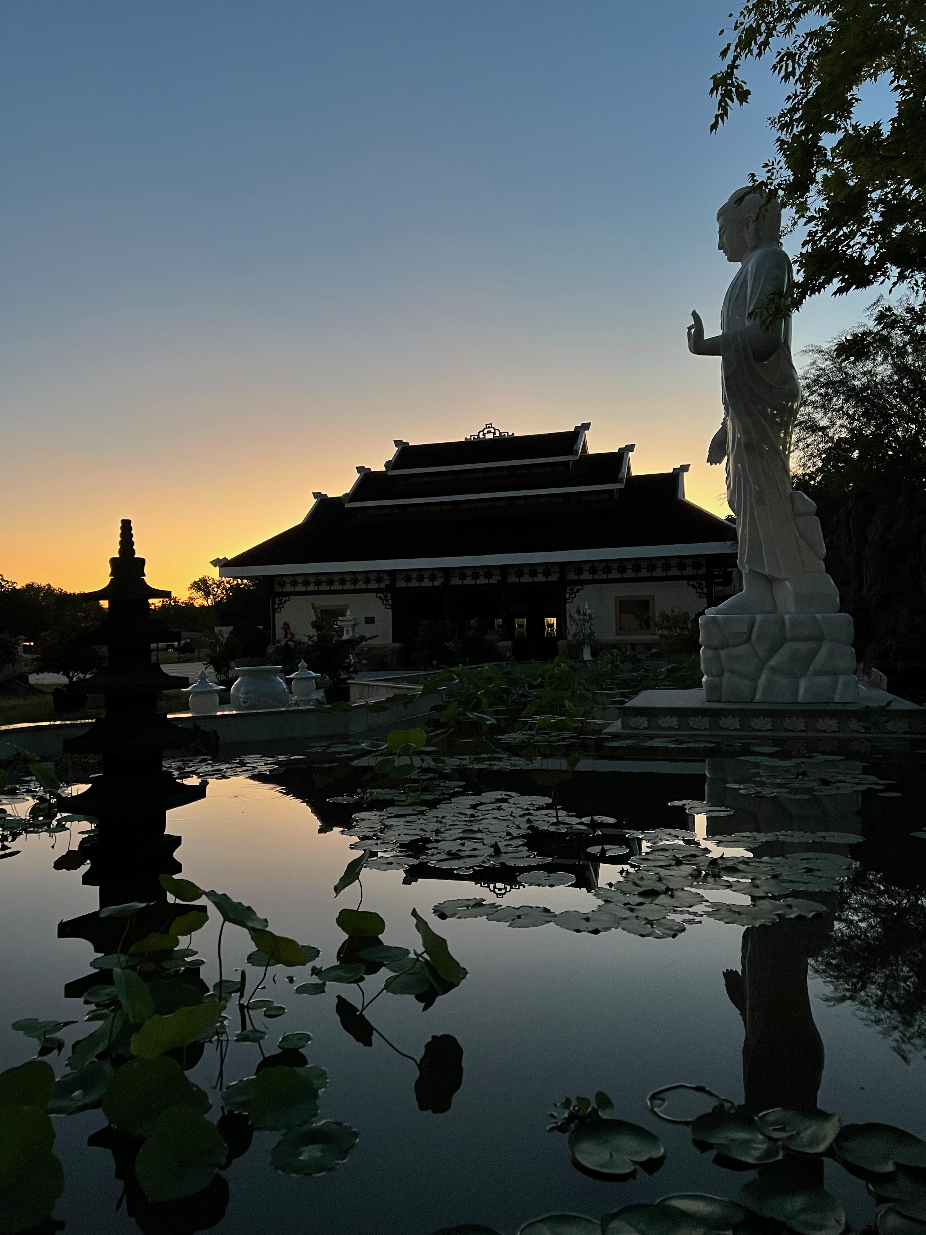 Hoàng Nam Sơn – Tà Huân