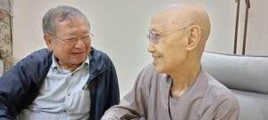 Đỗ Hồng Ngọc – Tuệ Sỹ: “Chén trà lão Triệu mà chưng hoa ngàn”
